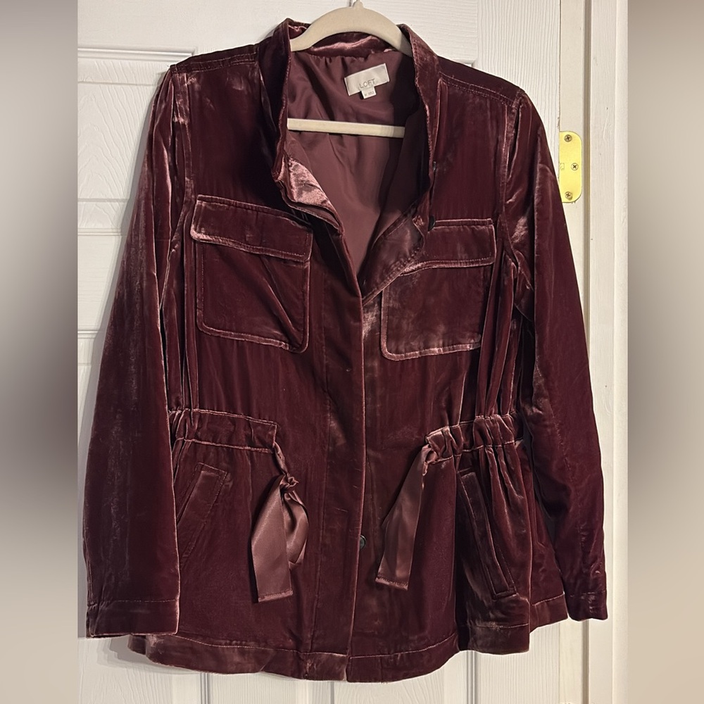 LOFT Velvet Jacket in plum